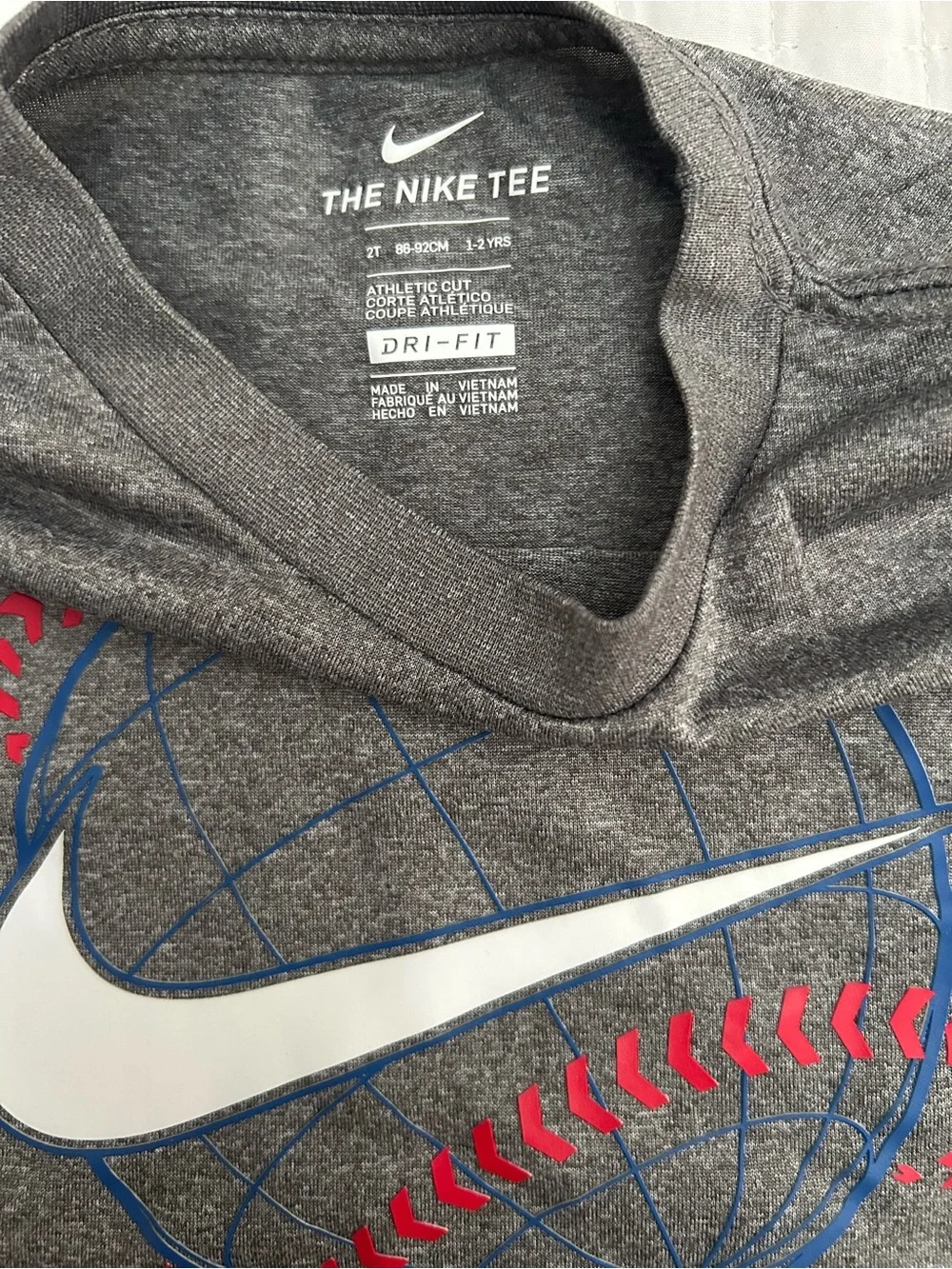 Nike Boys Gray and White Baseball Graphic Top Bundle Size 2T